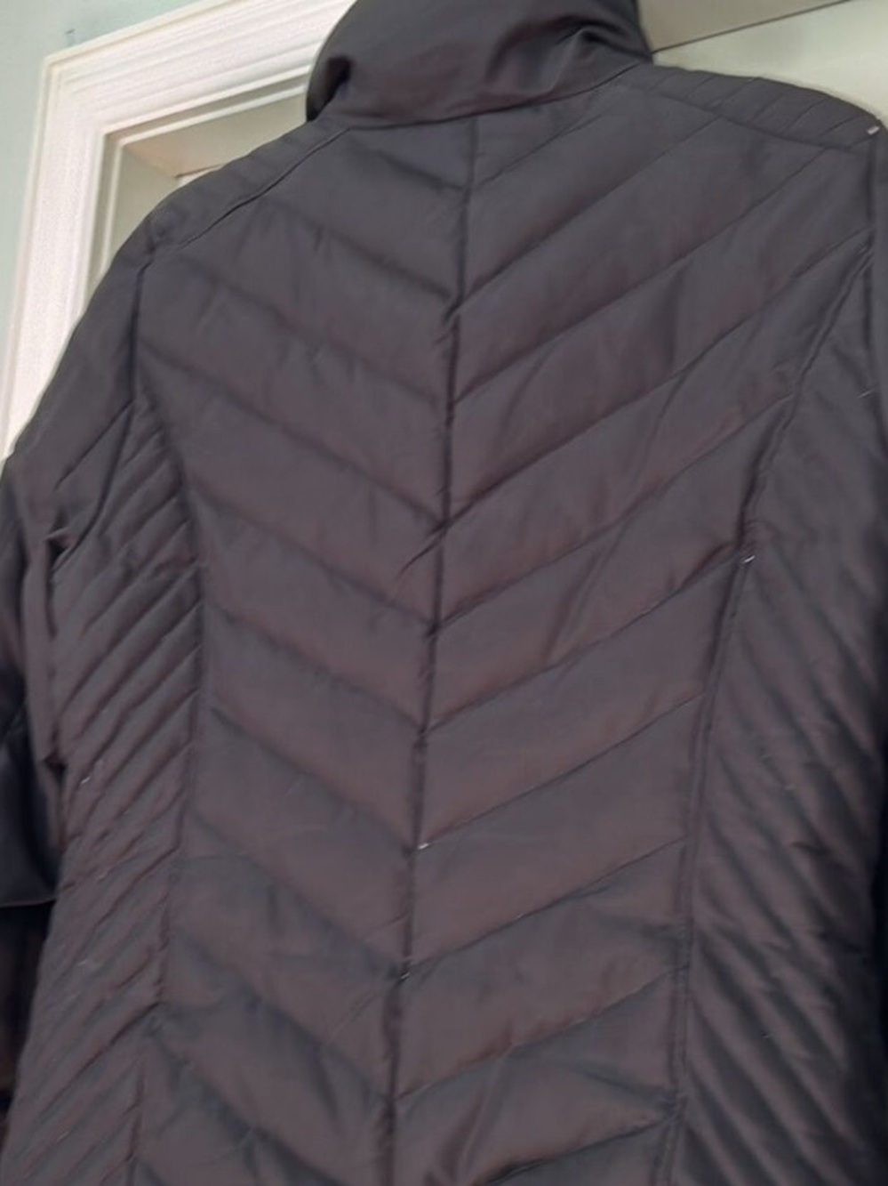 Ladies Black Puffer Coat Down Feather Filled Size Medium Coat Hip Length Jacket - Picture 8 of 10